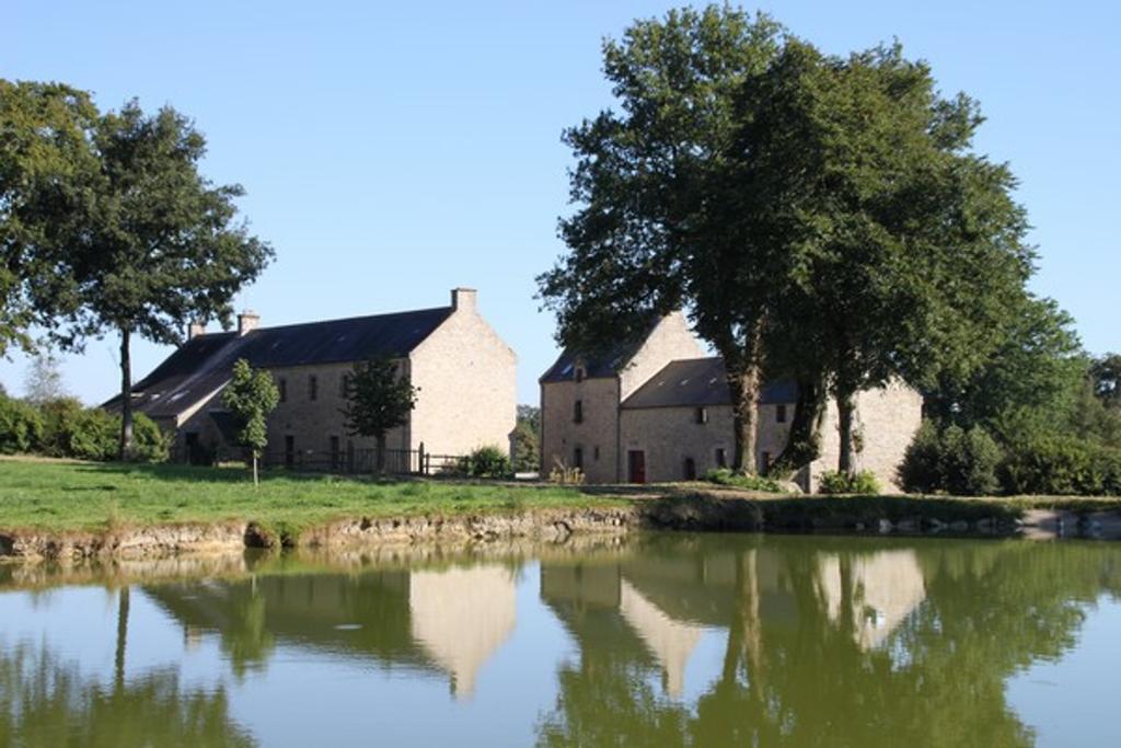 Domaine De Bobehec Hotel La Vraie-Croix Bagian luar foto